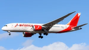 Avión de Avianca volando